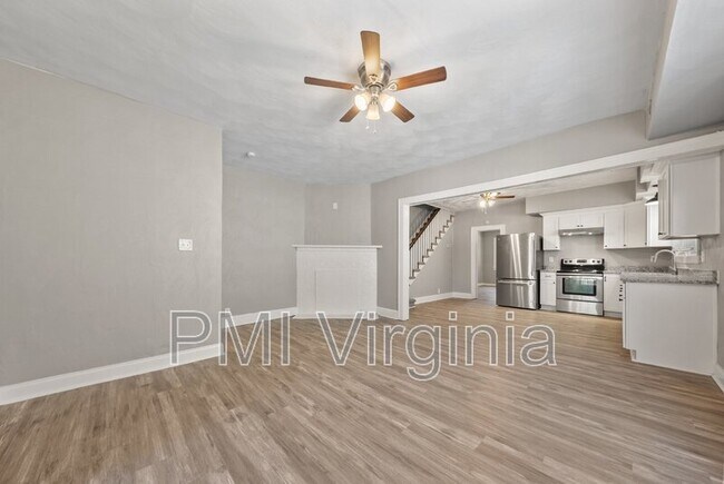 Primary Photo - 259 A View Ave