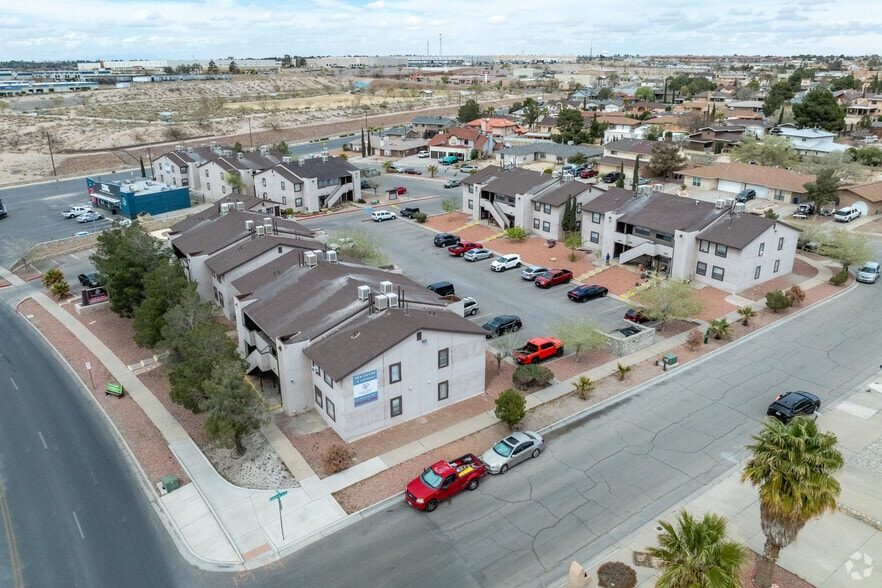 Aerial Photo - Paseo Park Apartments