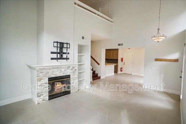 Building Photo - 23926 Arroyo Park Dr