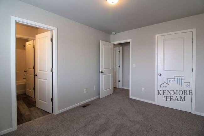 Building Photo - 5501 Remington Dr