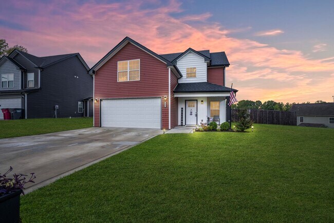 Primary Photo - 456 Woodtrace Dr