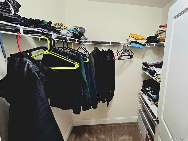 Building Photo - 304 Boulder Ridge Rd