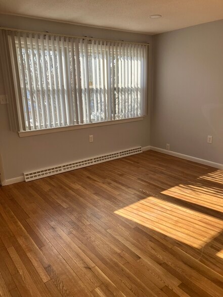 Building Photo - 34 Ottawa St