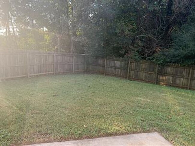 Building Photo - Spacious 3-Bedroom Home in Madison City Schools