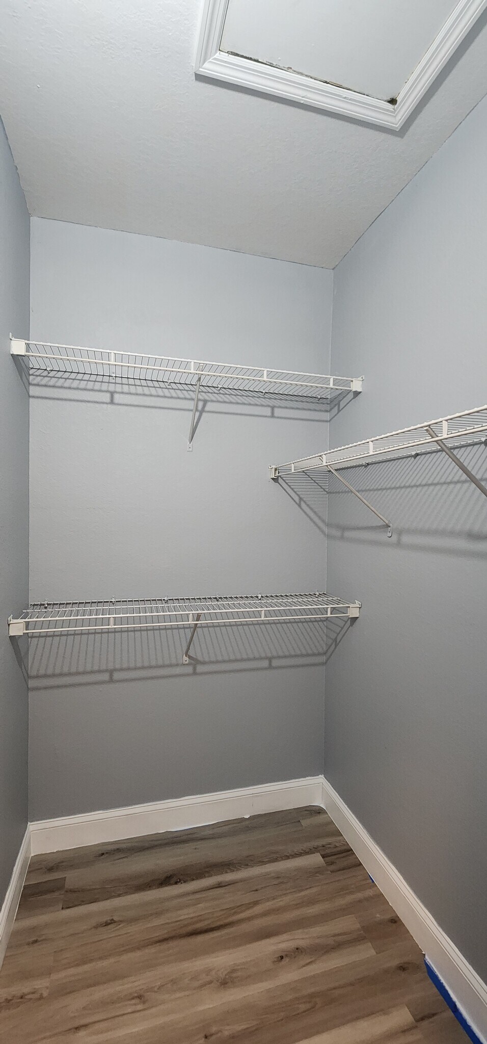 Building Photo - 640 SE 1st St