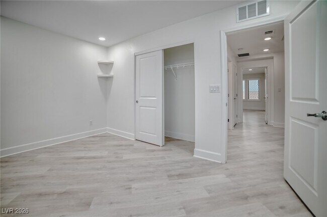 Building Photo - 8164 Caldera Creek St