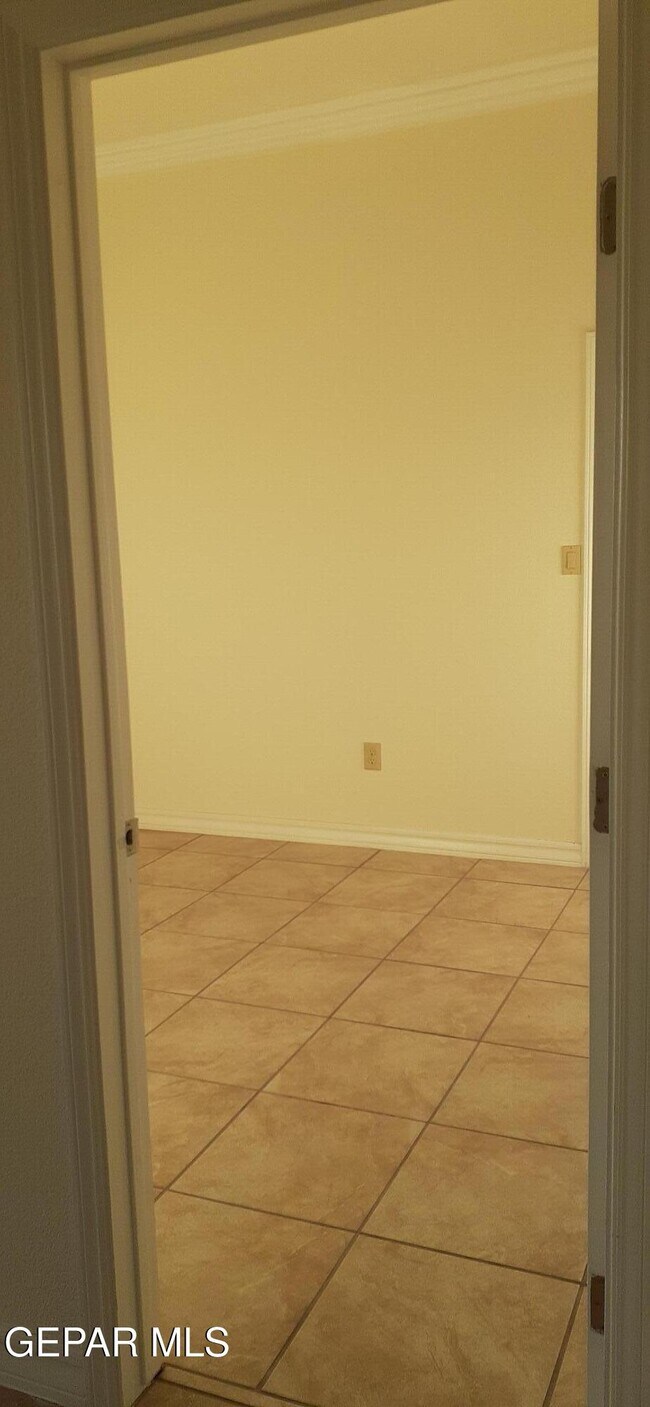 Building Photo - 5466 Buffalo Creek Dr