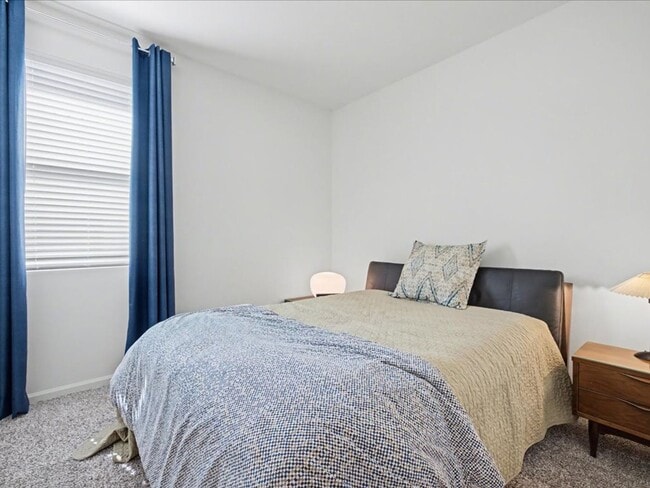 Building Photo - Spacious 4-Bedroom Home with Modern Features & EV Charging!