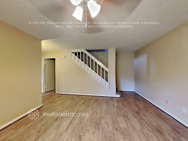 Building Photo - 16711 Shrub Oak Dr