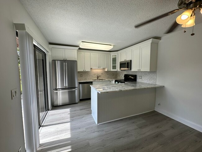Building Photo - 1771 San Jose Dr