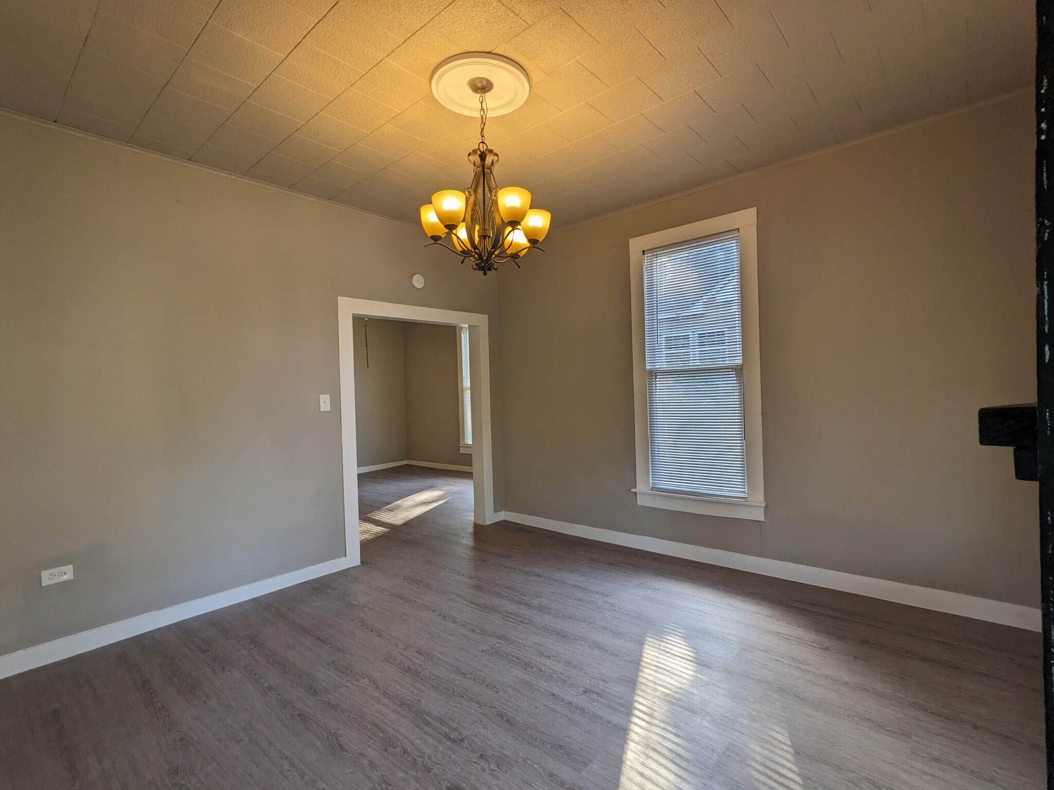 Building Photo - 1022 W Morgan St