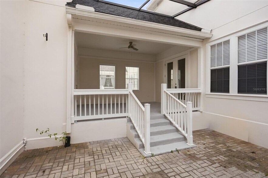 Building Photo - 912 Waterside Dr