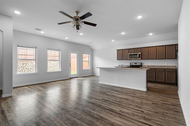 Building Photo - 109 Columbia St