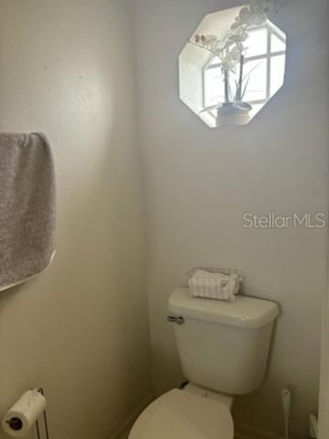 Building Photo - Heart Of Orlando/Kissimmee Townhome