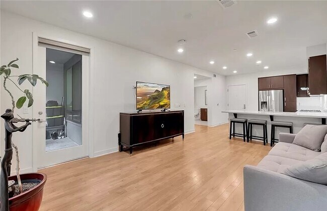 Building Photo - Comfortable Spaces You’ll Love Coming Home To