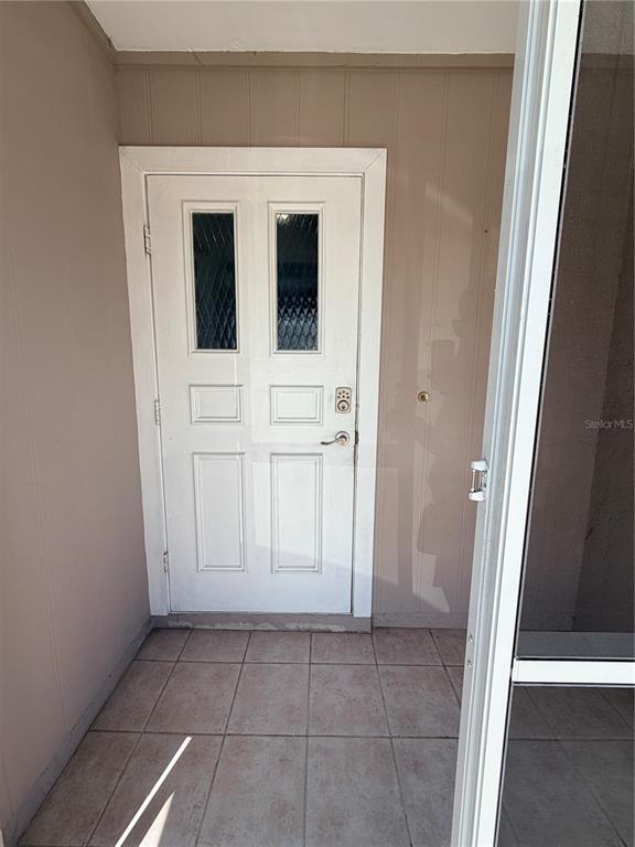 Building Photo - 920 Conecta Dr