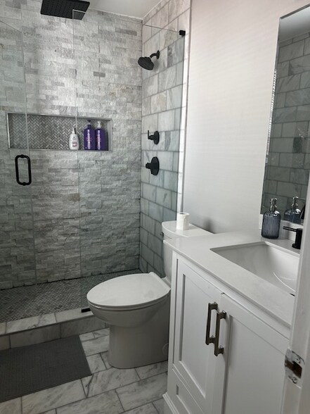 Building Photo - 428 Eagles Nest Way