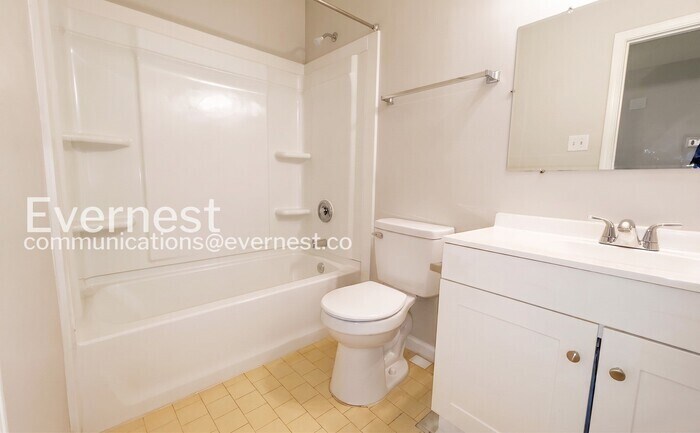 Building Photo - 4508 S Berrypick Ln