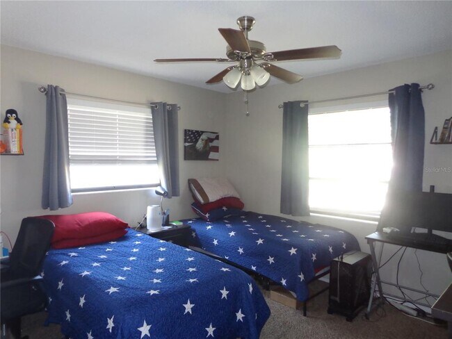 Building Photo - 2475 Wood Oak Dr