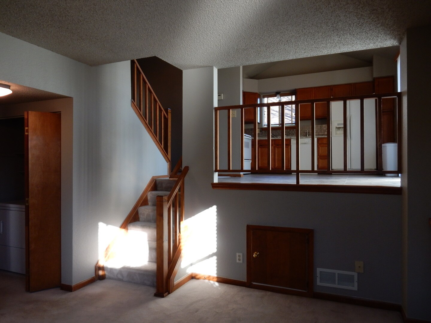 Building Photo - 1460 W 134th Pl