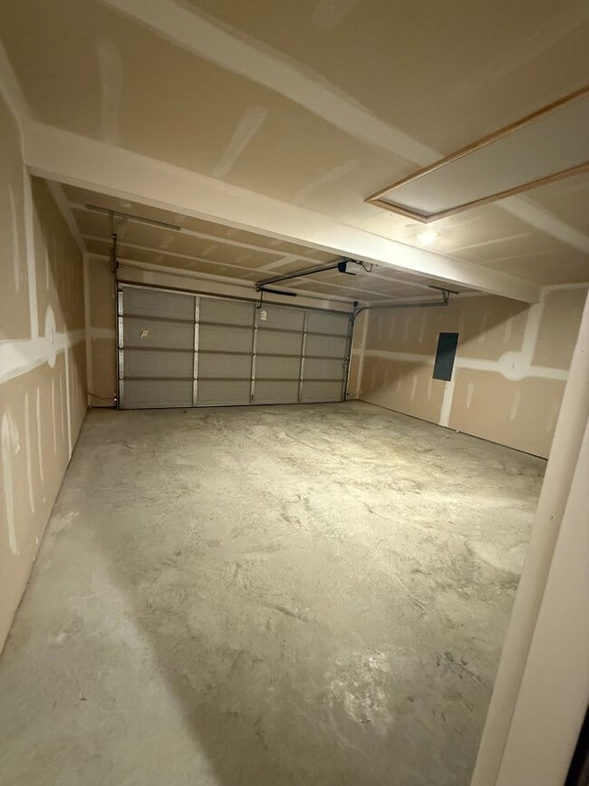 Building Photo - *March Rent FREE!!* BRAND NEW Three Bedroom | Two Bathroom Home in Vilonia