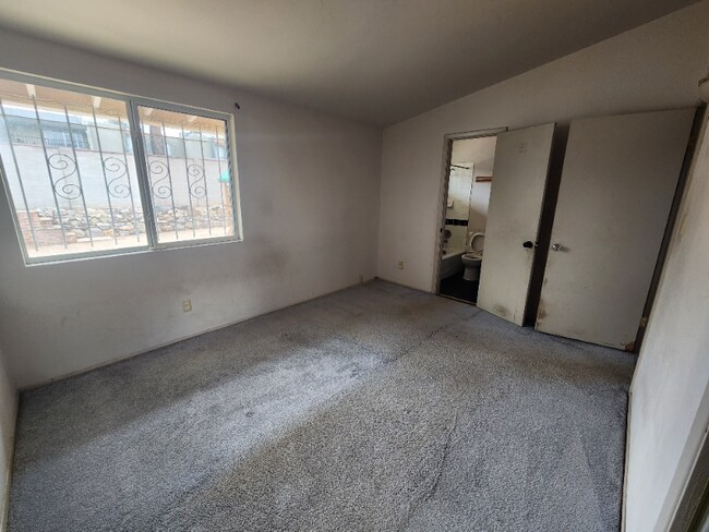 Building Photo - 6968 E Princeton Dr