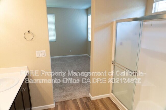 Building Photo - 5552 Celebration St