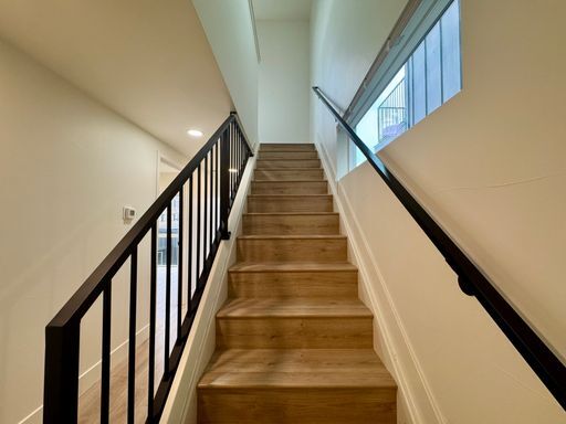 Building Photo - New Build 4 Bedroom and 5 Bathrooms