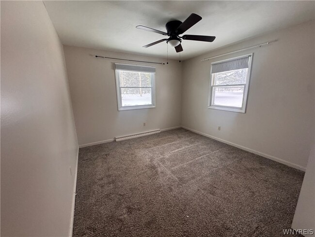 Building Photo - 10035 Creek Rd