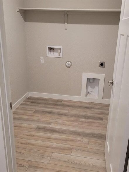 Building Photo - 517 Coda Xing