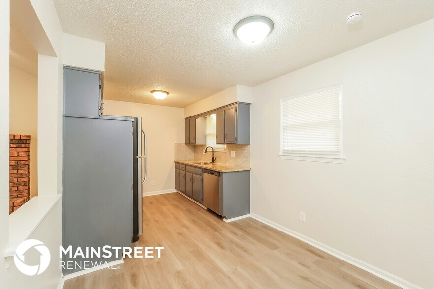 Building Photo - 2218 NW 64th Terrace