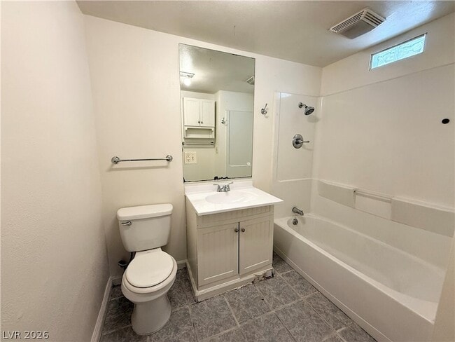 Building Photo - 405 S 15th St