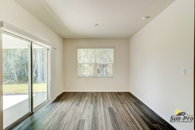 Building Photo - 4240 Acoma Dr