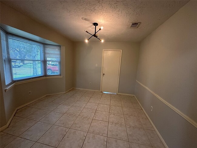 Building Photo - 3238 Cherry Springs Dr