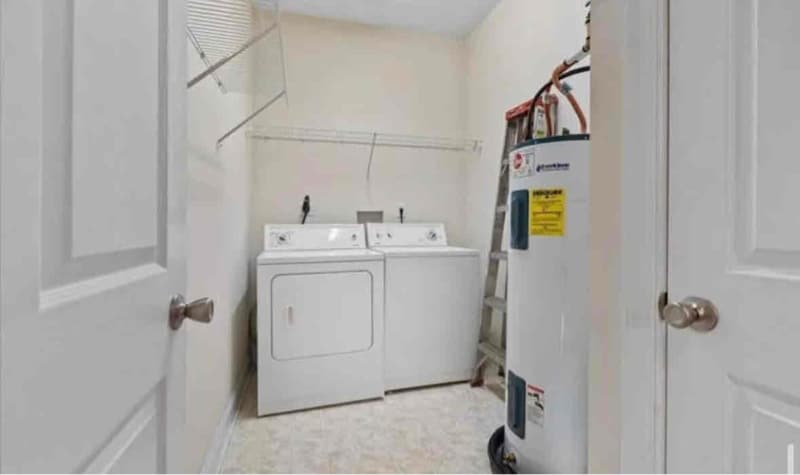 Building Photo - 105 Wyndsong Pl