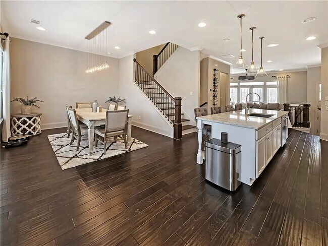 Building Photo - 2142 Coventry Dr