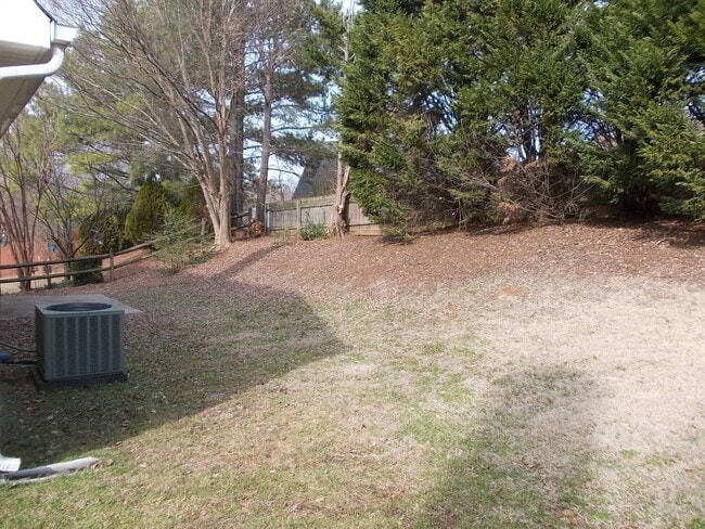 Building Photo - COMING SOON!!!  Great 3 Bed + Bonus 2 Story home in Weddington Woods