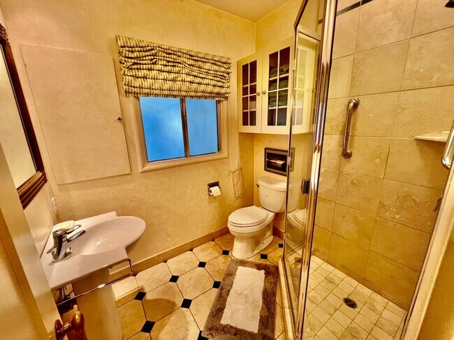 Building Photo - Charming and Accommodating Carmel-by-the-Sea Home coming soon!