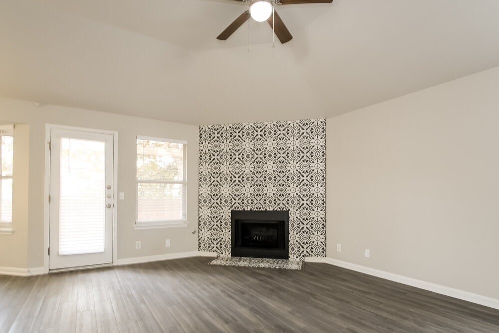 Building Photo - 407 Clarks Way