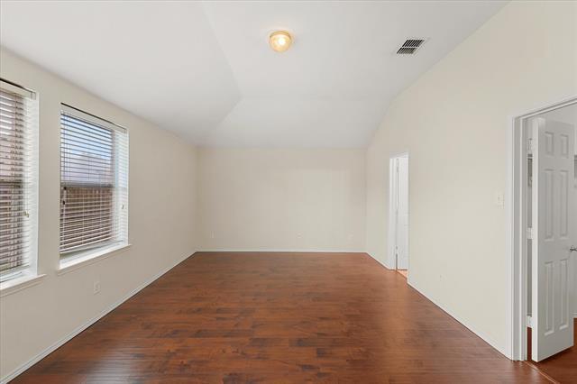 Building Photo - 5733 Mariposa Dr