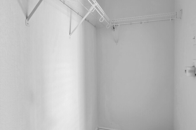 Building Photo - "Spacious 4-Bedroom Home – 2,085 Sq Ft Fort Worth Retreat!"