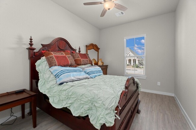 Building Photo - 713 Ivory Crk Ct