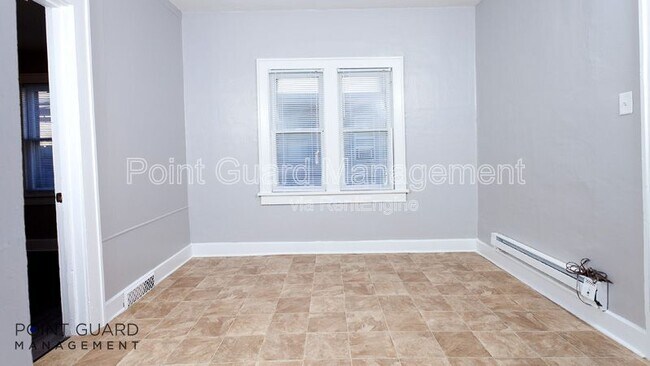 Building Photo - 135 S Minneapolis St