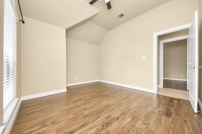 Building Photo - 5315 Troutline Ln