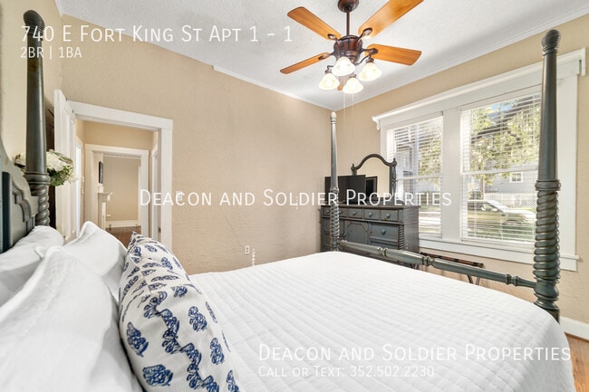 Building Photo - 740 E Fort King St