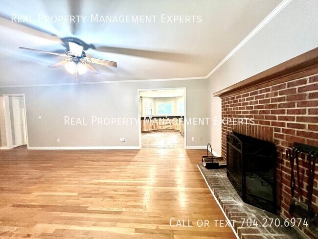 Building Photo - 9024 Highland Creek Pkwy