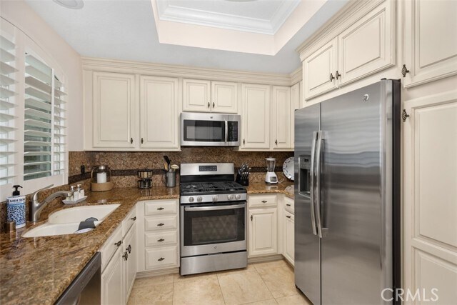 Building Photo - 30902 Club House Dr