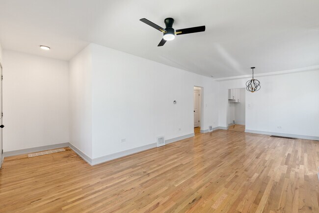 Building Photo - 10205 S Yale Ave