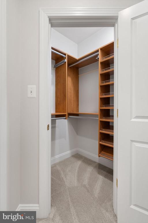 Building Photo - 9185 Topaz St