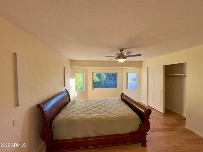 Building Photo - 4468 S Leoma Ln